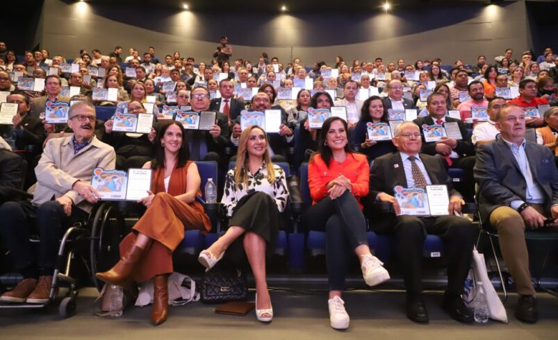 Reconocimiento a trayectoria