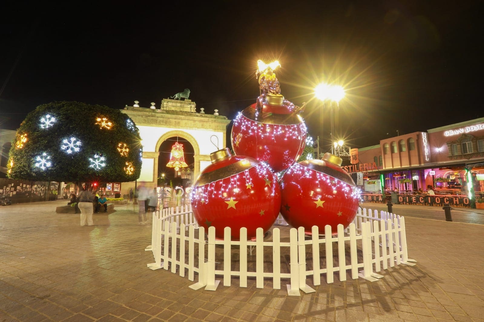León enciende la magia de la Navidad con el Nacimiento más grande de México